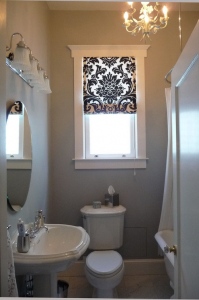 Bathroom curtains for small windows