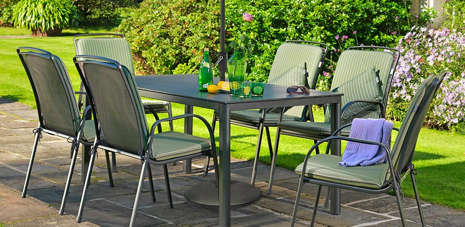 Bring Pleasant Appearance With Good Quality And Attractive Furniture To Your Garden