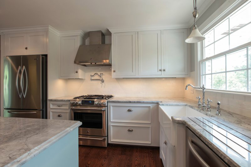 kitchen remodeling cost porcelain tile backsplash