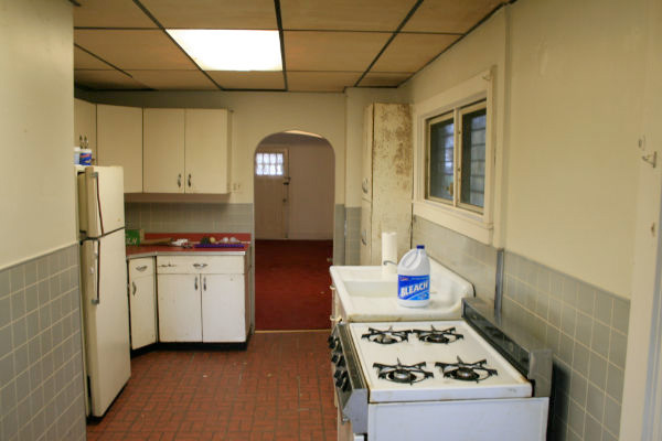 poorly design kitchen