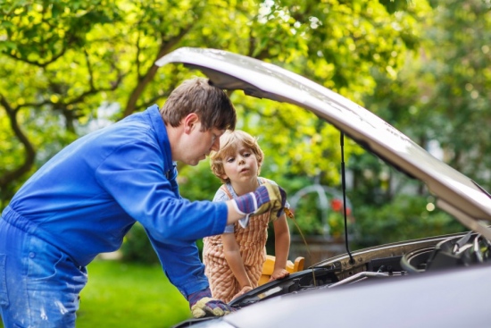 Why Does My Mechanic Keep Changing My Car's Oil?