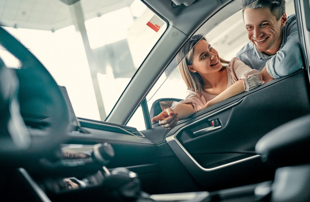 How to Estimate Insurance Rates Before Choosing A New Car