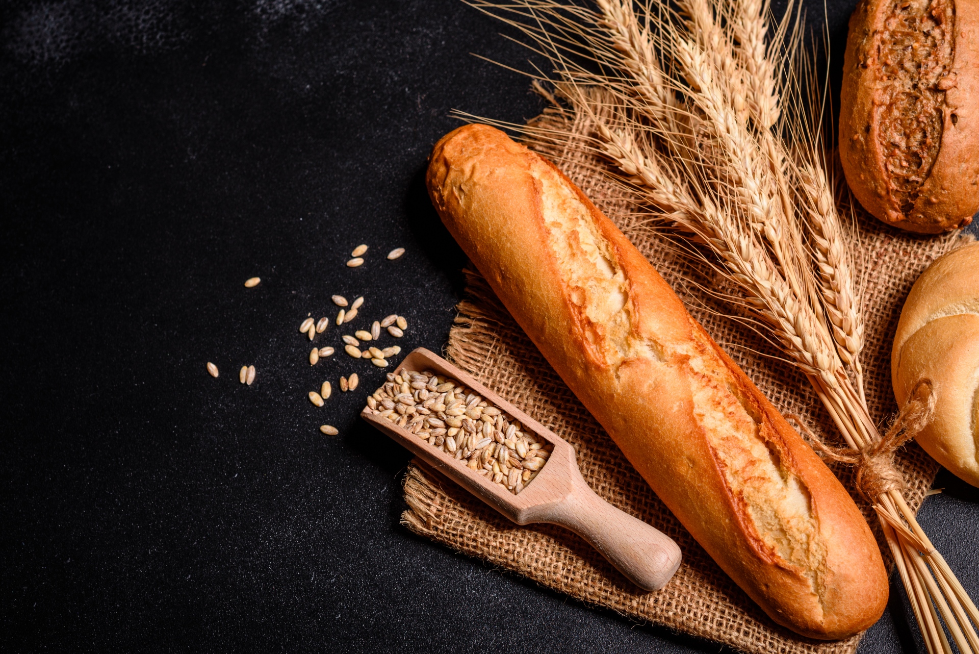 French Baguettes Vs. Italian Bread